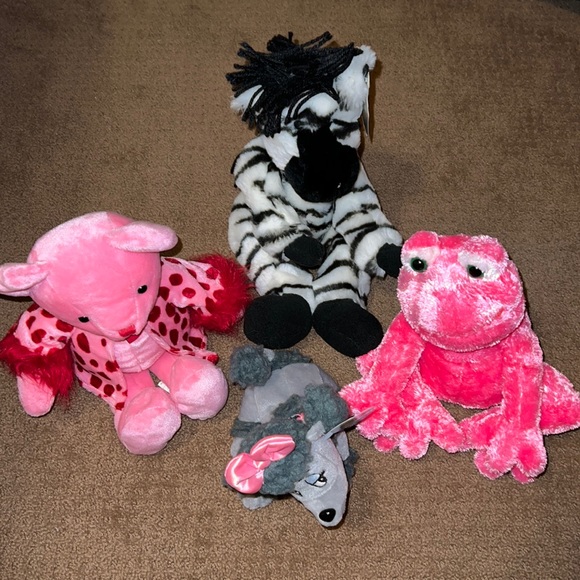Bundle of 4 Stuffed Animals - Picture 1 of 9